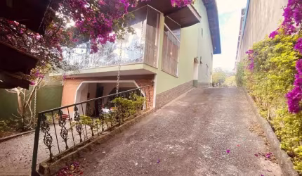 Casa com 3 dormitórios à venda, 337 m² por R$ 1.490.000,00 - Vila Nova - Mairiporã/SP