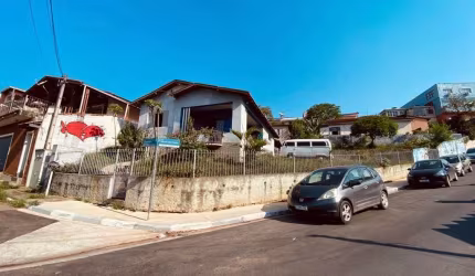 Casa com 2 dormitórios à venda, 223 m² por R$ 1.400.000,00 - Vila Ipanema - Mairiporã/SP