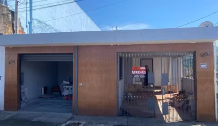 Casa com 2 dormitórios para alugar, 310 m² por R$ 3.000,00/mês - Vila Nova - Mairiporã/SP