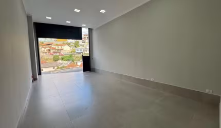 Salão para alugar por R$ 3.600,00/mês - Centro - Mairiporã/SP