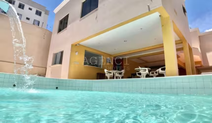 Casa 4 Quartos, Suíte, 5 Vagas, Bairro Castelo