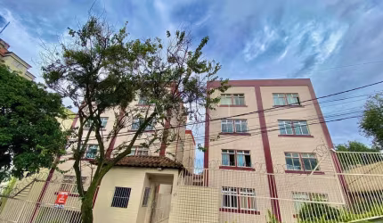 Apartamento de 2 quartos no bairro João Pinheiro