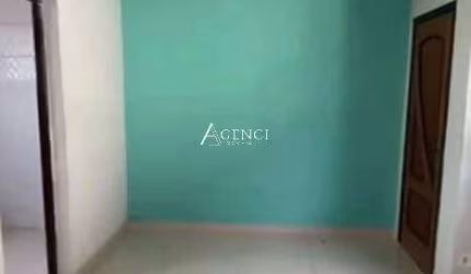 Apartamento de 2 Quartos, Bairro Camargos
