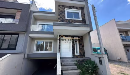 Sobrado com 3 dormitórios à venda, 210 m² por R$ 1.100.000,00 - Pinheirinho - Curitiba/PR
