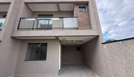 Sobrado com 3 dormitórios à venda, 126 m² por R$ 760.000,00 - Xaxim - Curitiba/PR