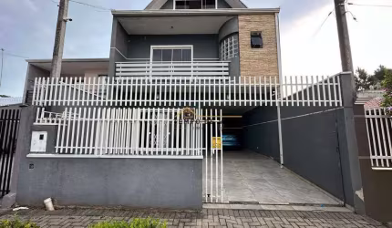 Sobrado com 3 dormitórios à venda, 140 m² por R$ 680.000,00 - Umbará - Curitiba/PR