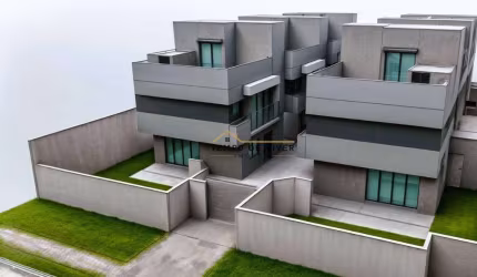 Sobrado com 3 dormitórios à venda, 143 m² por R$ 919.900,00 - Xaxim - Curitiba/PR