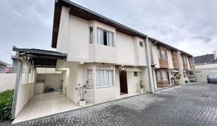 Sobrado com 3 dormitórios à venda, 143 m² por R$ 680.000,00 - Boqueirão - Curitiba/PR