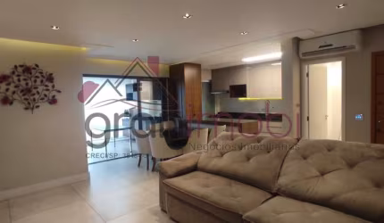The Park View Apto de 102 m², 3 dorm (1 suíte), sala ampla, móveis planejados, ar condicionado, varanda gourmet com envidraçamento, 2 vagas, otima localização