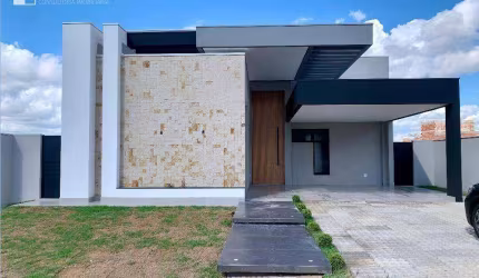 Casa térrea no Alphaville 1