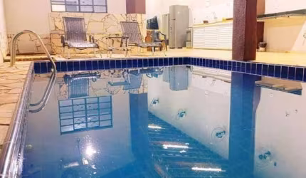 LINDA AREA COM PISCINA