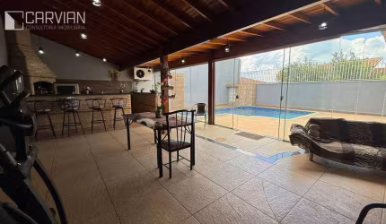 LINDA CASA COM PISCINA AQUECIDA!!!