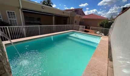 Casa com 5 dormitórios à venda, 324 m² por R$ 1.280.000,00 - Vila Tibério - Ribeirão Preto/SP