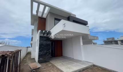 Casa com 3 quartos à venda na Rua Jardim dos Eucaliptos, 1258, Campeche, Florianópolis, 146 m2 por R$ 1.470.000