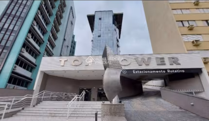 Sala comercial à venda na Rua Esteves Júnior, 50, Centro, Florianópolis, 31 m2 por R$ 360.000