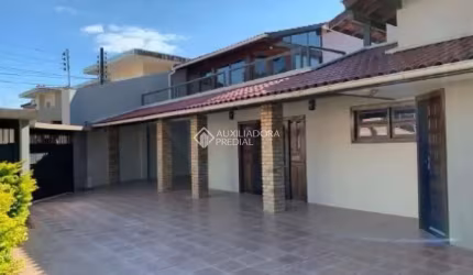 Casa com 5 quartos à venda na Servidão Timóteo José Mariano, 241, Barra da Lagoa, Florianópolis, 200 m2 por R$ 1.700.000