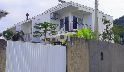 Casa com 1 quarto à venda na Servidão Maria Cordeiro Fernandes, 407, Campeche, Florianópolis, 180 m2 por R$ 2.000.000