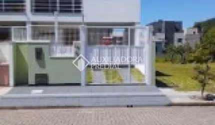 Casa com 3 quartos à venda na Rua Valdeci Izidro da Silveira, 148, Ribeirão da Ilha, Florianópolis, 153 m2 por R$ 1.370.000