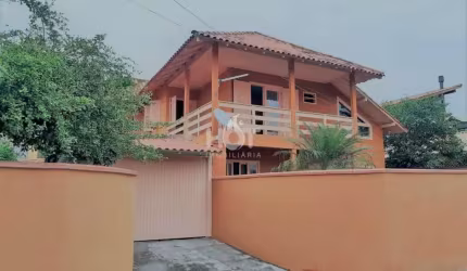 Casa com 5 quartos à venda na Servidão Elpídio da Rocha, 420, Rio Tavares, Florianópolis, 220 m2 por R$ 1.895.000