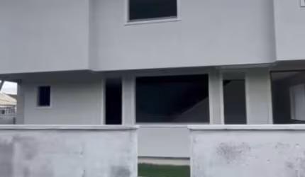 Casa com 2 quartos à venda na Kiliano Hammes, 7, Potecas, São José, 74 m2 por R$ 350.000