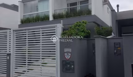 Casa com 3 quartos à venda na Rua do Farol, 178, Campeche, Florianópolis, 145 m2 por R$ 1.890.000