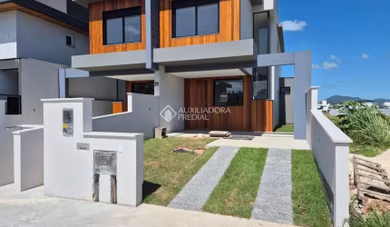 Casa com 3 quartos à venda na Rua Jardim dos Eucaliptos, 1270, Campeche, Florianópolis, 157 m2 por R$ 1.625.000