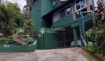 Casa com 2 quartos à venda na Rua Felicidade Maria da Silva, 410, Armação do Pântano do Sul, Florianópolis, 191 m2 por R$ 1.385.000