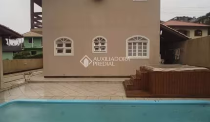 Casa com 2 quartos à venda na Rodovia Baldicero Filomeno, 16875, Ribeirão da Ilha, Florianópolis, 220 m2 por R$ 931.000