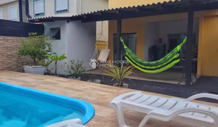 Casa com 3 quartos à venda na Rua Jabuticabeira do Sul, 229, Ribeirão da Ilha, Florianópolis, 124 m2 por R$ 1.450.000