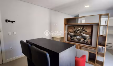Apartamento com 1 quarto à venda na Candido Manoel Pires, 51, Campeche, Florianópolis, 40 m2 por R$ 300.000