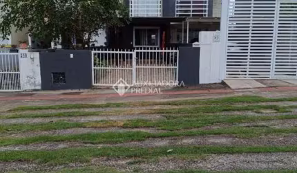 Casa com 2 quartos à venda na Rua Fernando Bauther da Silva, 218, Ingleses do Rio Vermelho, Florianópolis, 72 m2 por R$ 596.000