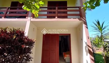 Casa com 2 quartos à venda na Rua Hermes Guedes da Fonseca, 271, Armação do Pântano do Sul, Florianópolis, 72 m2 por R$ 620.000