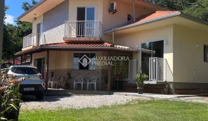 Casa com 4 quartos à venda na Servidão Miramar, 91, Ribeirão da Ilha, Florianópolis, 150 m2 por R$ 975.000