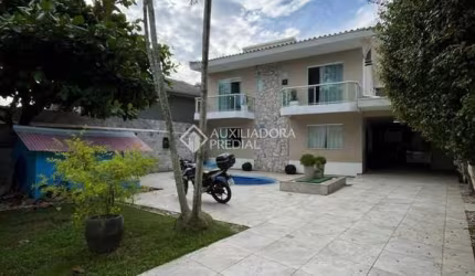 Casa com 4 quartos à venda na Rua do Chalé, 61, Campeche, Florianópolis, 120 m2 por R$ 2.000.000