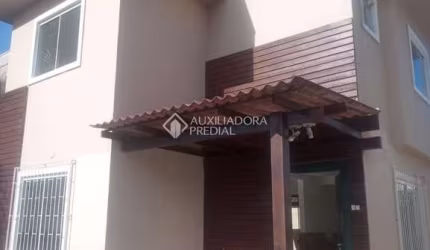 Casa com 3 quartos à venda na Rua Fidélis Govoni, 806, Campeche, Florianópolis, 90 m2 por R$ 695.000