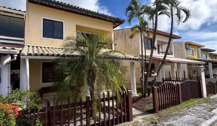 Casa em condomínio fechado à venda na Rua Manoel Leal, Monte Gordo, Camaçari por R$ 699.000