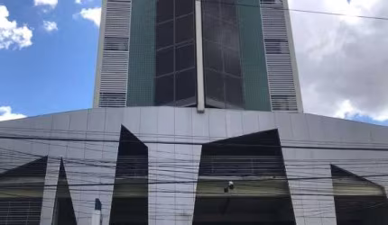 Vendo sala comercial de cobertura no Bairro Menino Deus em Porto Alegre RS