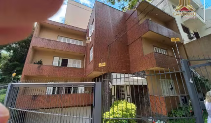 Vendo apartamento garden  de três dormitórios em área nobre no Bairro Moinhos de Vento em Porto Alegre