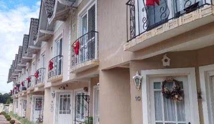 Casa em condomínio no Centro de Canela, localização privilegiadíssimo na serra gaúcha.