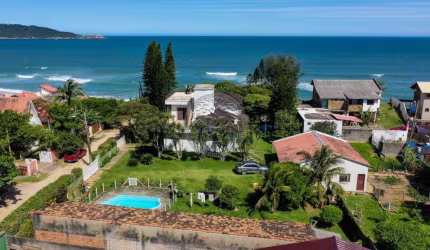 Casa com 3 quartos à venda no Campeche, Florianópolis  por R$ 8.000.000
