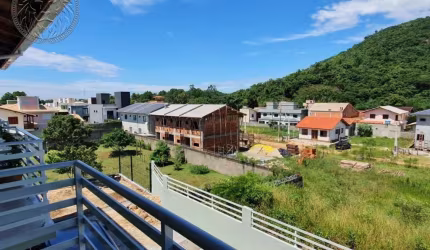 Casa em condomínio fechado com 2 quartos para alugar no Rio Tavares, Florianópolis , 55 m2 por R$ 3.000