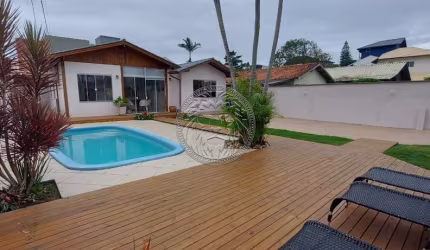 Casa com 3 quartos à venda no Campeche, Florianópolis , 140 m2 por R$ 2.500.000