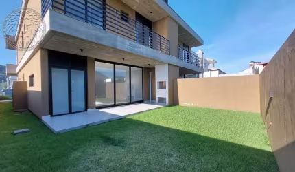 Casa com 3 quartos à venda no Rio Tavares, Florianópolis , 208 m2 por R$ 2.100.000