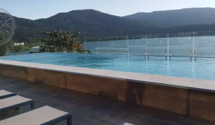 Apartamento com 1 quarto à venda no Lagoa da Conceição, Florianópolis  por R$ 670.000