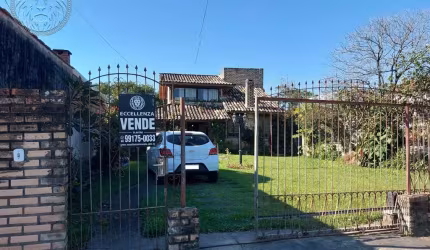 Casa com 2 quartos à venda no Morro das Pedras, Florianópolis , 218 m2 por R$ 1.800.000