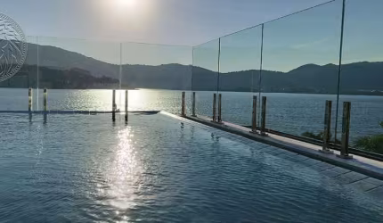 Loft com 1 quarto à venda no Lagoa da Conceição, Florianópolis  por R$ 980.000
