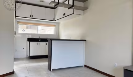 Casa em condomínio fechado com 2 quartos à venda no Ribeirão da Ilha, Florianópolis  por R$ 595.000