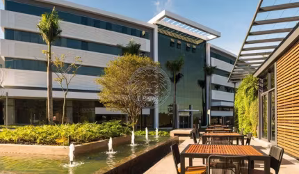 Sala comercial à venda no Saco Grande, Florianópolis  por R$ 787.333