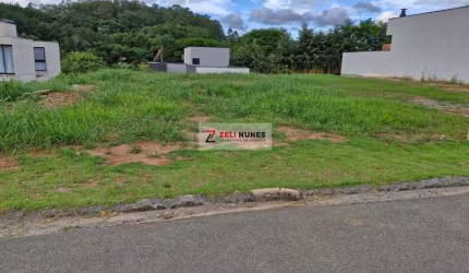 Terreno à Venda - Condomínio Villa Giardino Residencial - Gramadão - Jundiai - SP