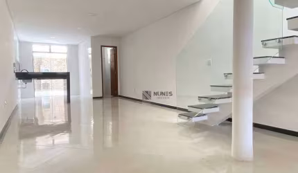 Casa com 3 dormitórios à venda, 150 m² por R$ 630.000,00 - Aeroporto - Juiz de Fora/MG